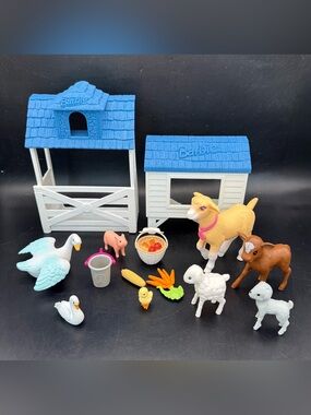 Barbie Doll 1997 STABLE FARM FRIENDS & FAMILIES PLAY SET 67724 Lot Of 14 Pieces